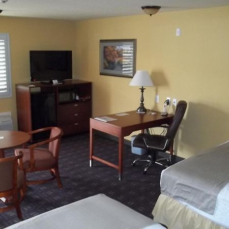 Southern Inn And Suites Yorktown Bagian luar foto